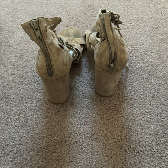 Steve Madden strappy heels - Picture 2 of 3